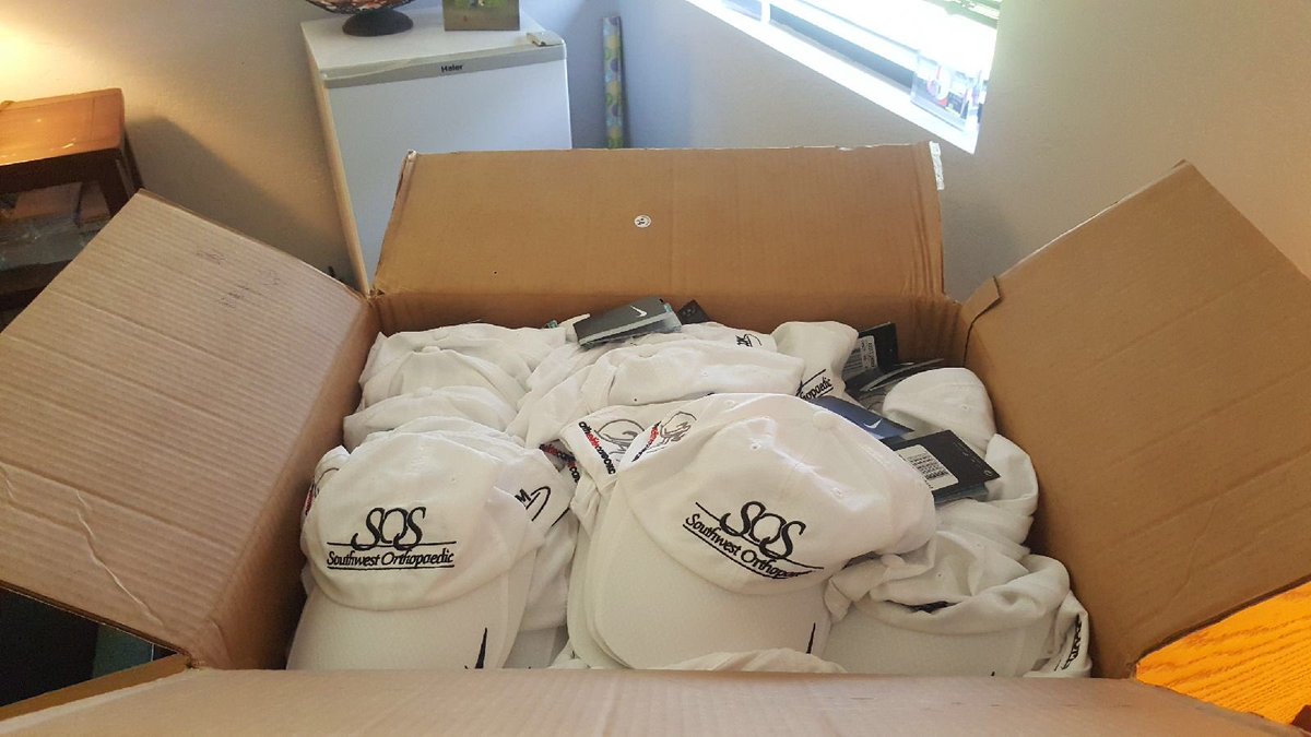 mdiesselmd's tweet photo. 4 days until the annual coaches golf tourney!! These just arrived!! @mdiesselmd @Skordle #bringAgame #stayhydratedmyfriends https://t.co/rX4XXXFqdb