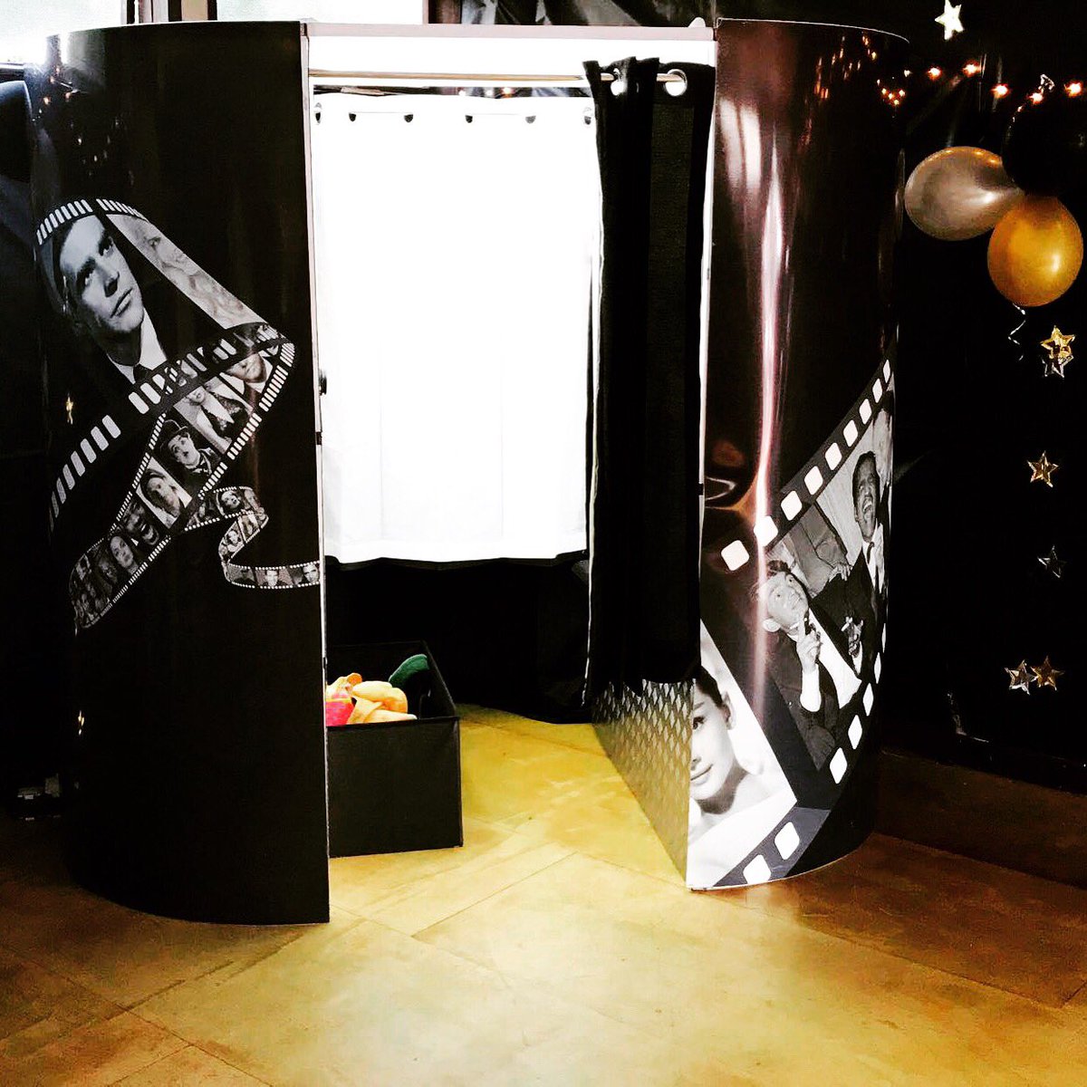 redpenguinevent's tweet photo. Our photobooth, popcorn machine &amp; candy cart all looking great this evening for St. Cecilia's class of 2017 leavers disco in #Sutton 🍿📸 🍬 https://t.co/fksgesHooy