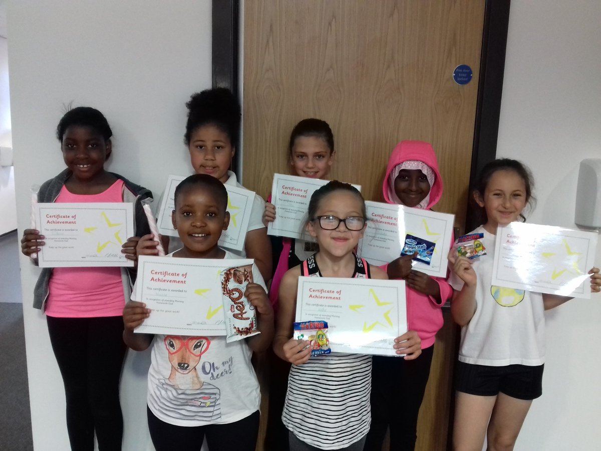 paulajanehollis's tweet photo. Homework club dojo winners! @NewParkPrimary Year 4 &amp; 5📚🎓 https://t.co/yhgilOSdnc