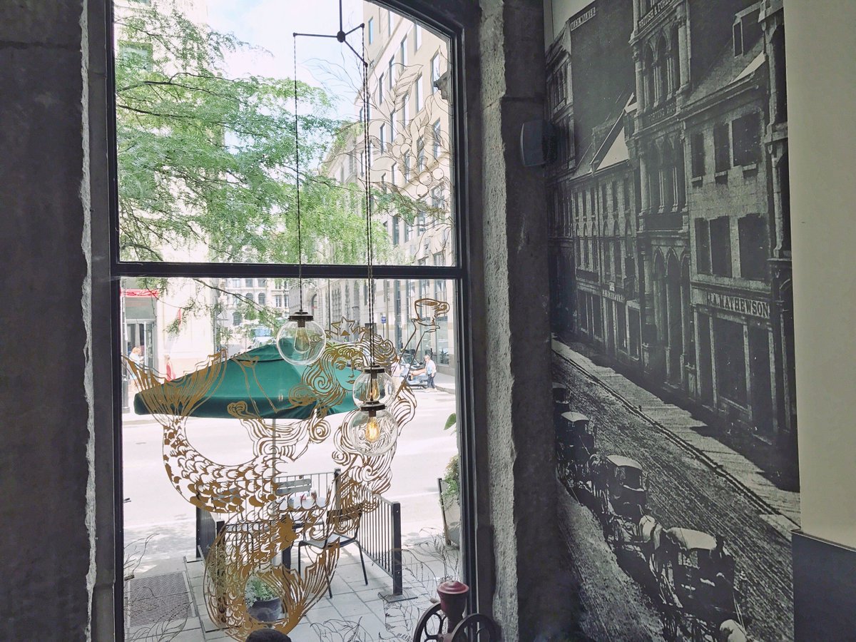 Starbucks Canada tweet media