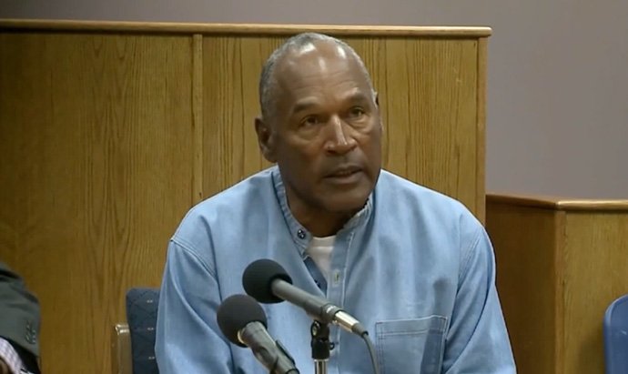 AintPerfectCom's tweet image. OJ's Gettin' Out: aintperfect.com/2017/07/21/ojs… Are we still too harsh on him/has OJ changed? #americancrime #OJ #OJSimpson #tmz #laineygossip