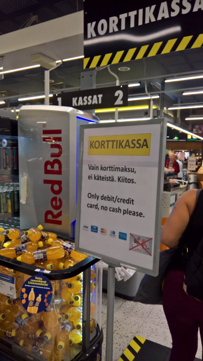 HelsinkiIn's tweet photo. Only in Finland...paying by card is never an issue... But cash might sometimes be. #onlyinfinland https://t.co/FjL9NTRTay