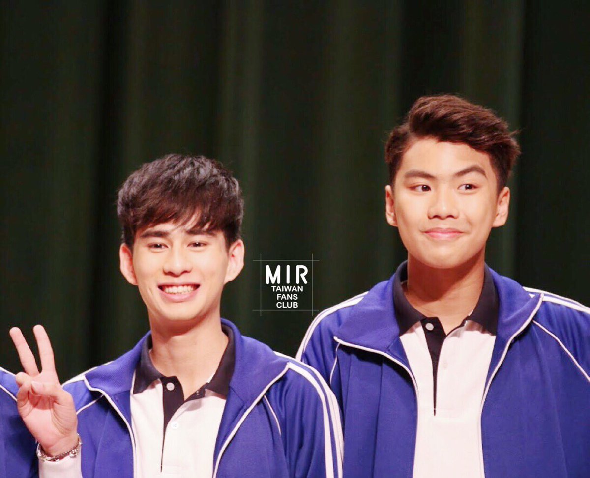 MIR_TWFC's tweet photo. The love is the deep deep liking💞#MakeitrighSS2 @ohmpawatt @ImerbSittiwat @OhmToeyTogether @OverTempChinaFC https://t.co/jaAC4NqNuX