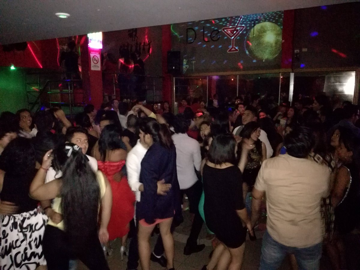 dleyt_discobar's tweet photo. Farrea este fin de semana en @dleyt_discobar #LOJA Cdla. Daniel Álvarez; José de San Martín y Salvador Allende #DLEYTDISCOBAR #DLEYTDISCOBAR https://t.co/Lmuo8UPZuB