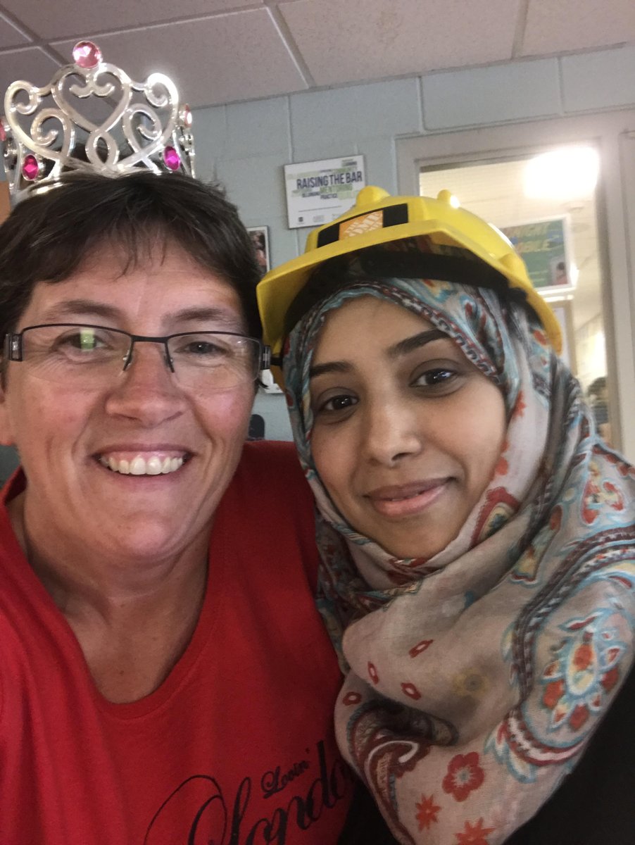 BGCHamHal's tweet photo. Ontario Early Years Staff team sharing their #SelfFree selfies in support of positive self-esteem #nojudgementzone @BGCCAN @PlanetFitnessCA https://t.co/ToMUm0sdcB