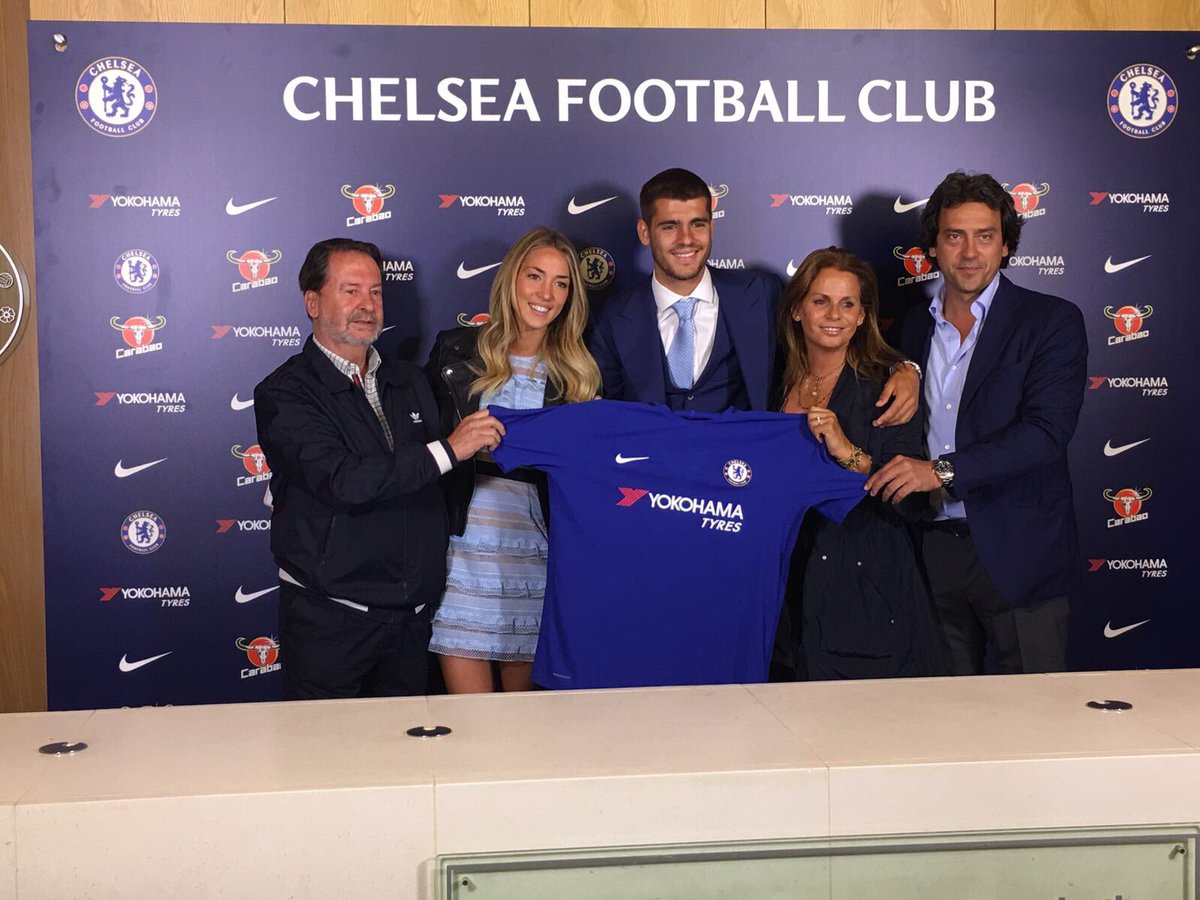 AlvaroMorata's tweet photo. Happy! On my way to Singapore and very excited to be with the team! // Muy feliz y con ganas de estar ya con el equipo!! https://t.co/dCvq8yWU7p