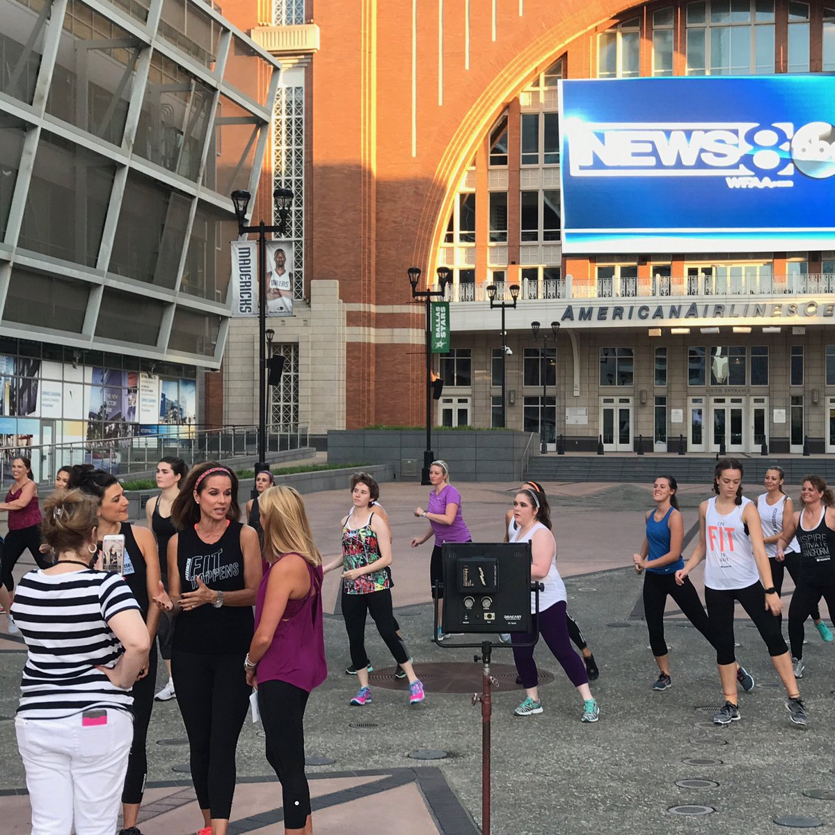 jazzercise's tweet photo. ICYMI: This amazing #GirlForce showed Victory Park in Dallas just what we're made of! 
.
.
.
.
#Jazzercise #Dallas #VictoryPark https://t.co/0NlSqd6sjH