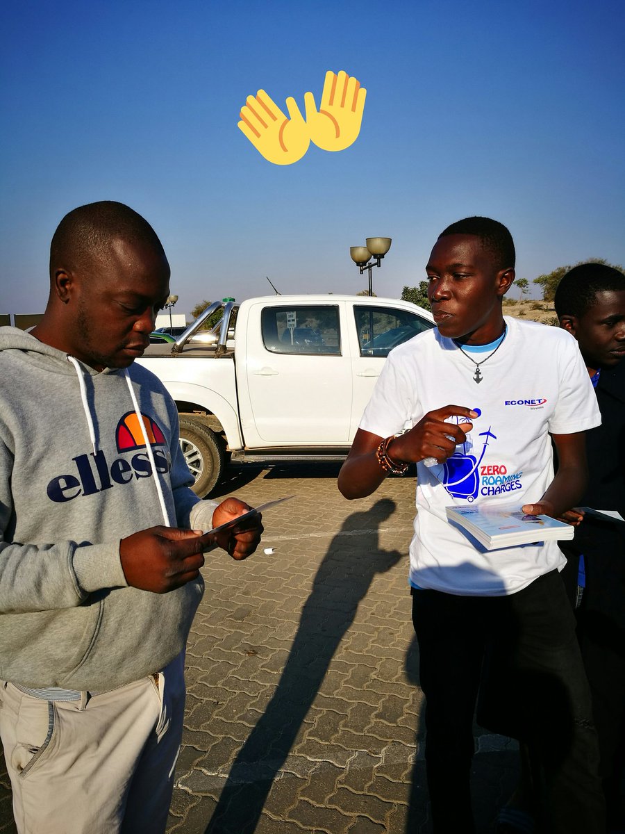 PeeNdaChichi's tweet photo. Who best to tell others about #EconetPlus but someone who has been using the App and has enjoyed Zero Roaming Charges. https://t.co/LccKmICydT