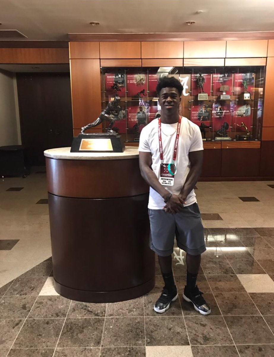RTRnews's tweet photo. East Ridge HS (FL) 2018 #TopATH Justin Watkins @laamar_05 on #Alabama campus today (cookout) https://t.co/UtwPzGHbks