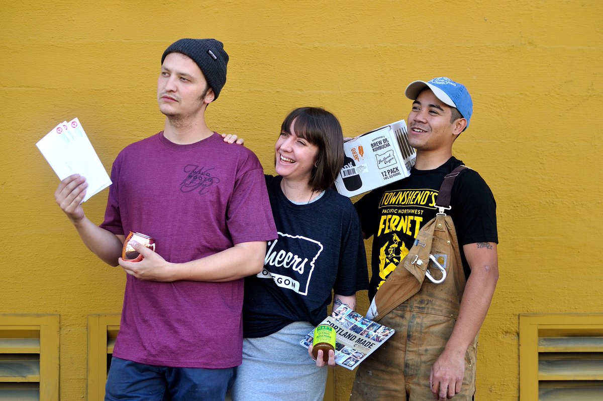 DistilleryRow's tweet image. Rattling off THREE prize baskets full 'o swag at our Birthday Bash! Come party and win big, #pdx: facebook.com/events/3319617… #portland #pdxnow