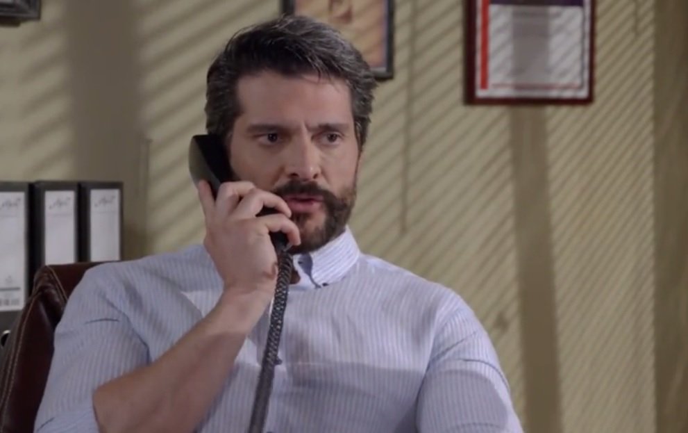 MarceCordobaFc's tweet photo. Como cuando te piden dinero a cada rato... 😂#EnamorandomeDeRamon #Capitulo109 https://t.co/tCkunAfyvo