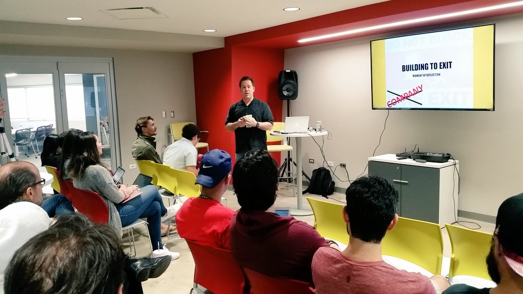 LucasArzolaPhD's tweet photo. Last mentor talk for Gen 3! Dave Watkins from @FeedYakapp shares on Building to Exit with @p18startups #P18Mentors https://t.co/r0ZNKjVbT3