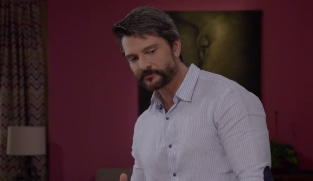 MarceCordobaFc's tweet photo. Fabiola pone en su lugar a Julio. #EnamorandomeDeRamon #Capitulo109 https://t.co/OtX2HGP913