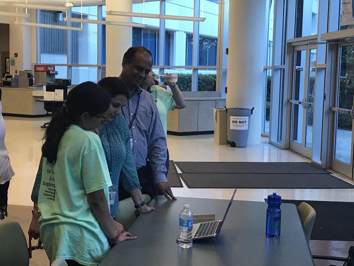 GEGirlsFIT's tweet photo. The end of the day and the cam has come and now we celebrate a job well done!  Thanks @GETRANSPORT @GE_Power @FloridaTech @stonemms https://t.co/WWJ793smgP