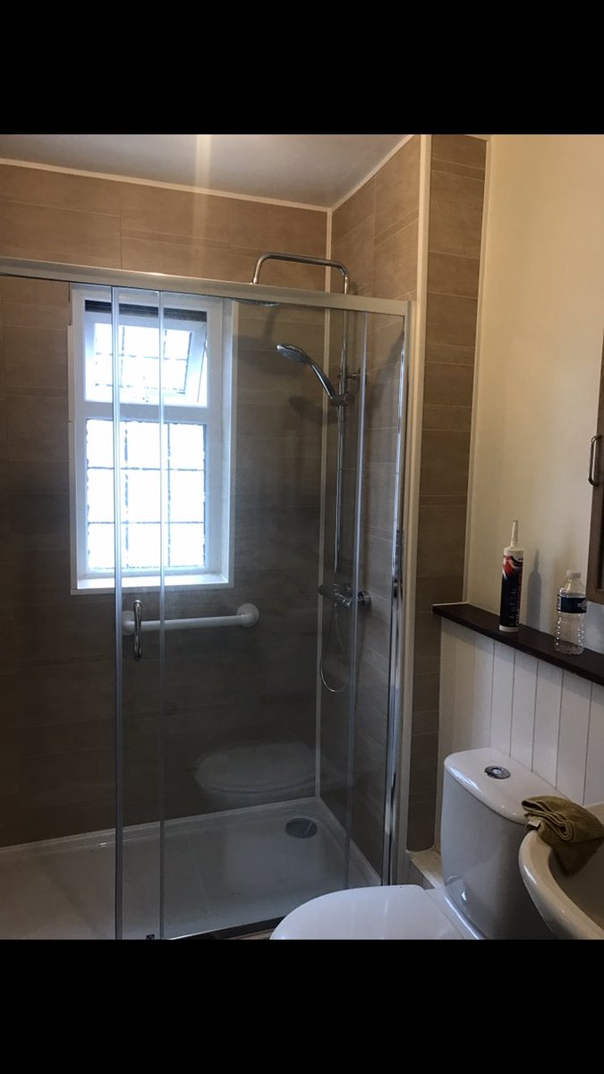 rhinoheating's tweet photo. One of this weeks completed jobs. An elderly couple struggling with their bath for years, not any more 🛁🔨🚿 https://t.co/yhlGmPMR4z