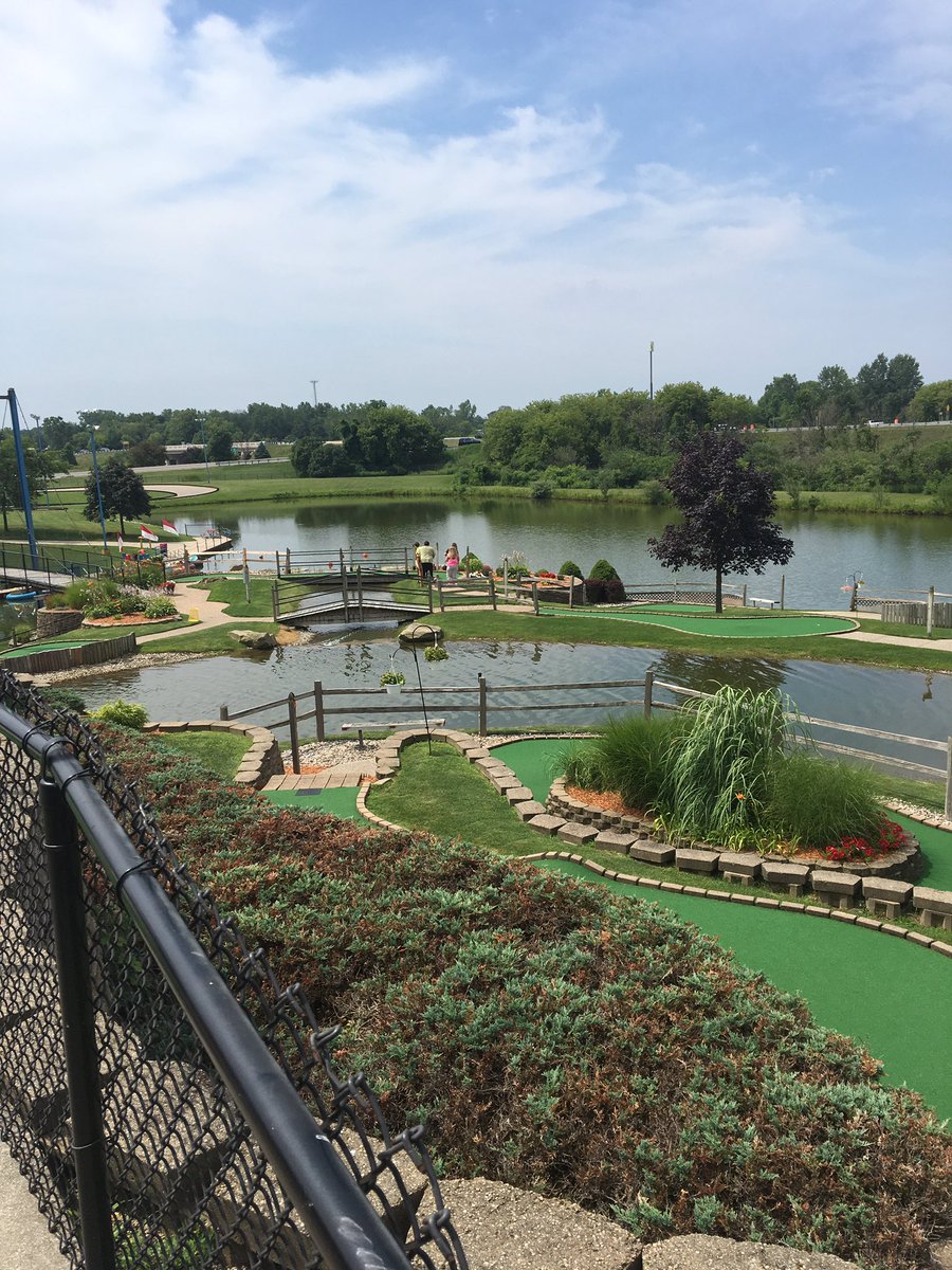 drcoussens1's tweet photo. What do you do after a big presentation? Celebrate with mini golf and froyo, of course! #ichallengeu #futureprepd https://t.co/qyKuigS7Wk