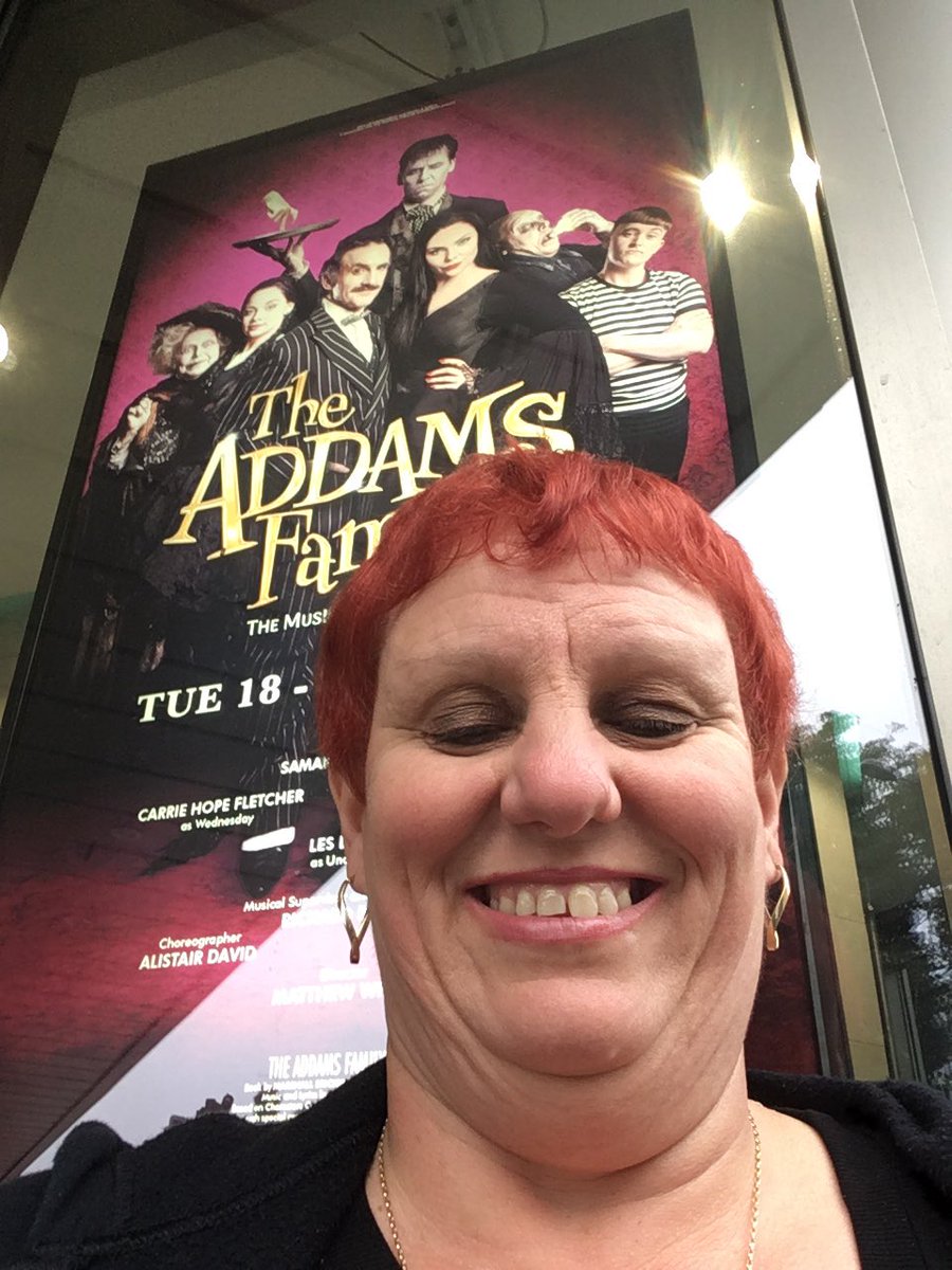 Absolutely brilliant <a href="/AddamsFamilyUK/">The Addams Family</a> <a href="/mayflower/">Mayflower</a> #ancestor are amazing &amp; the cast are outstanding too love it xx