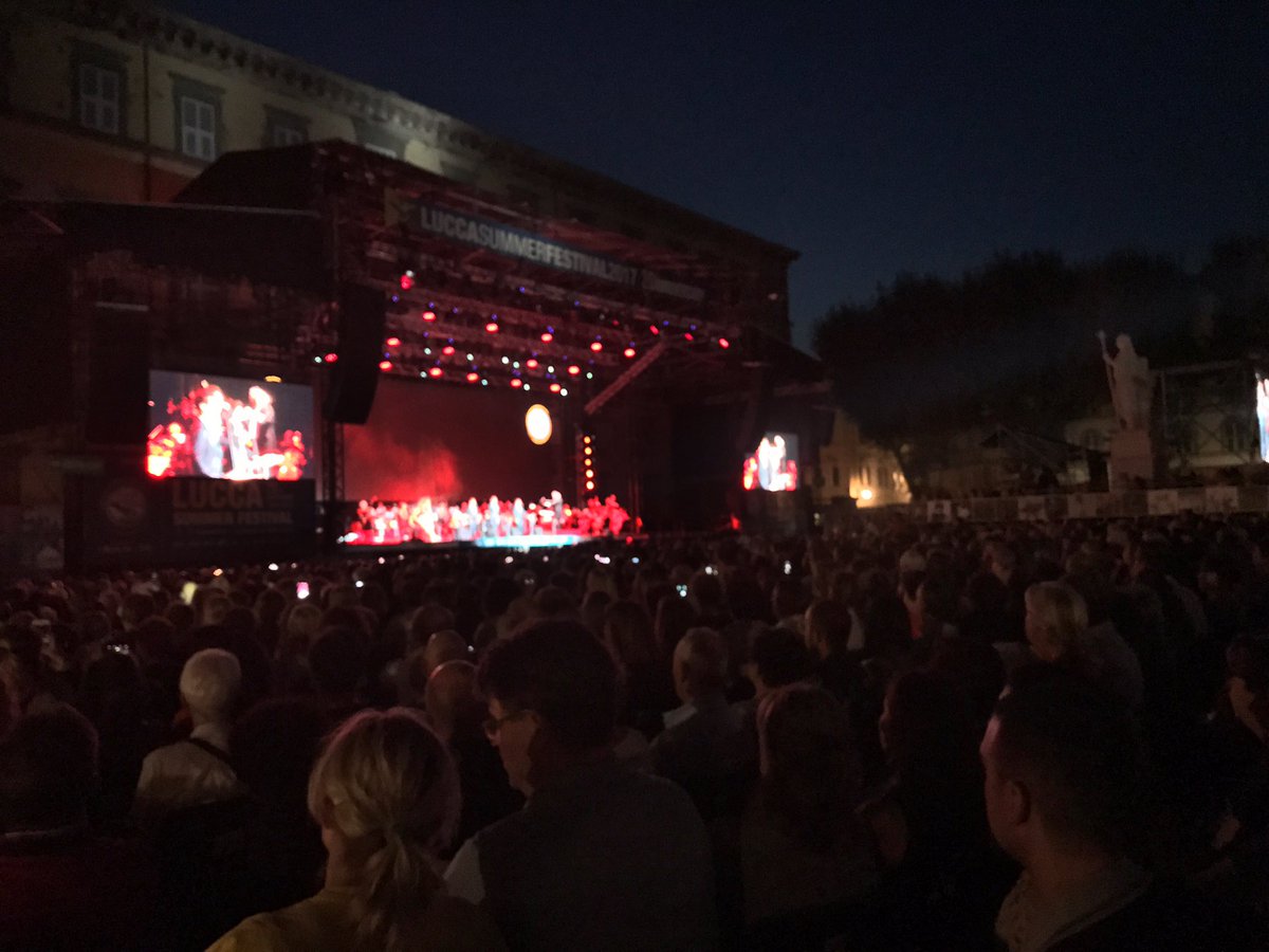 ilvolo's tweet photo. La data a #TorredelLago, il concerto di #PiazzaSantaCroce. La nostra #NotteMagica deve tanto alla Toscana 💖 #NotteMagicaTour #LuccaSummer https://t.co/vOHodm2mNO