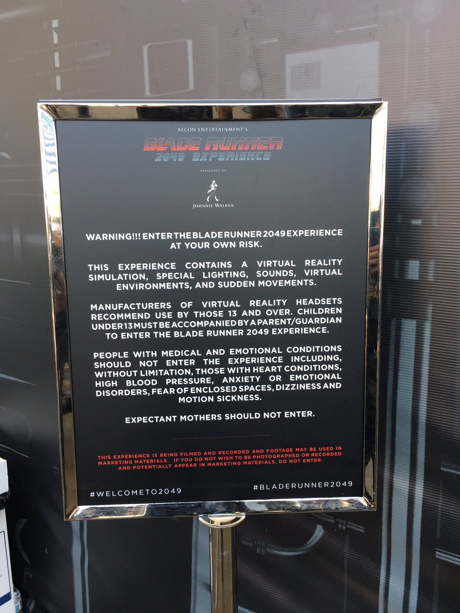 MrAndrewFish's tweet photo. Heading in... #BladeRunner2049 #SDCC2017 https://t.co/sEQx4XDjJM