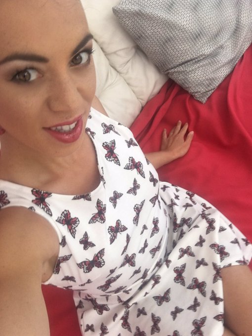 Good night 😘😴💤🌙 https://t.co/WIpWfTCo4l<a href="/tag/mvsales"class="tags"><span>#mvsales</span></a>