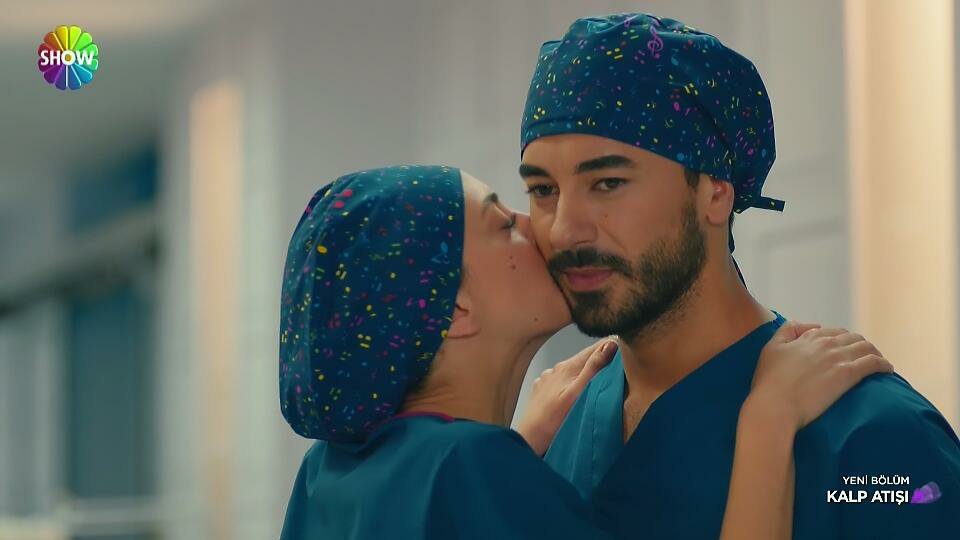 "Benim için çok önemliydi, teşekkür ederim" 
Eylül'den ilk defa böyle bir hamle gördük. Ali Asaf şok! #KalpAtışı #geçolmadan