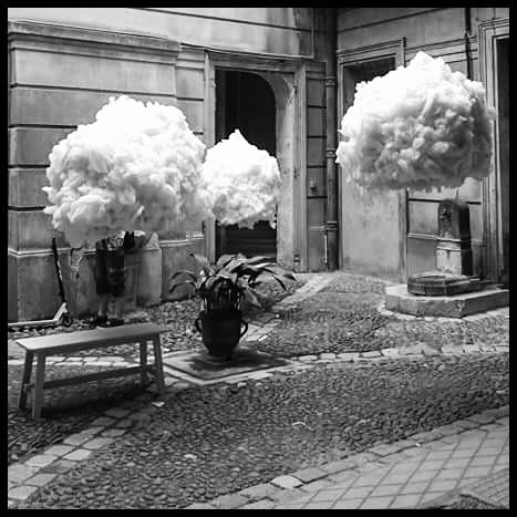 LisaBarrAvel's tweet photo. La tête dans les nuages, 2016 #FAVMTP2016 https://t.co/U8HweFsU5s