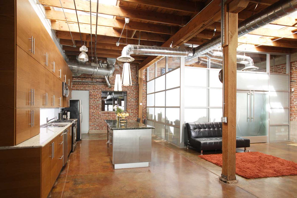 Keukenprijs's tweet photo. Een loft keuken als absolute blikvanger van je woning - https://t.co/dggg4kfW8D #loftkeuken #keuken https://t.co/boFxnz0duY