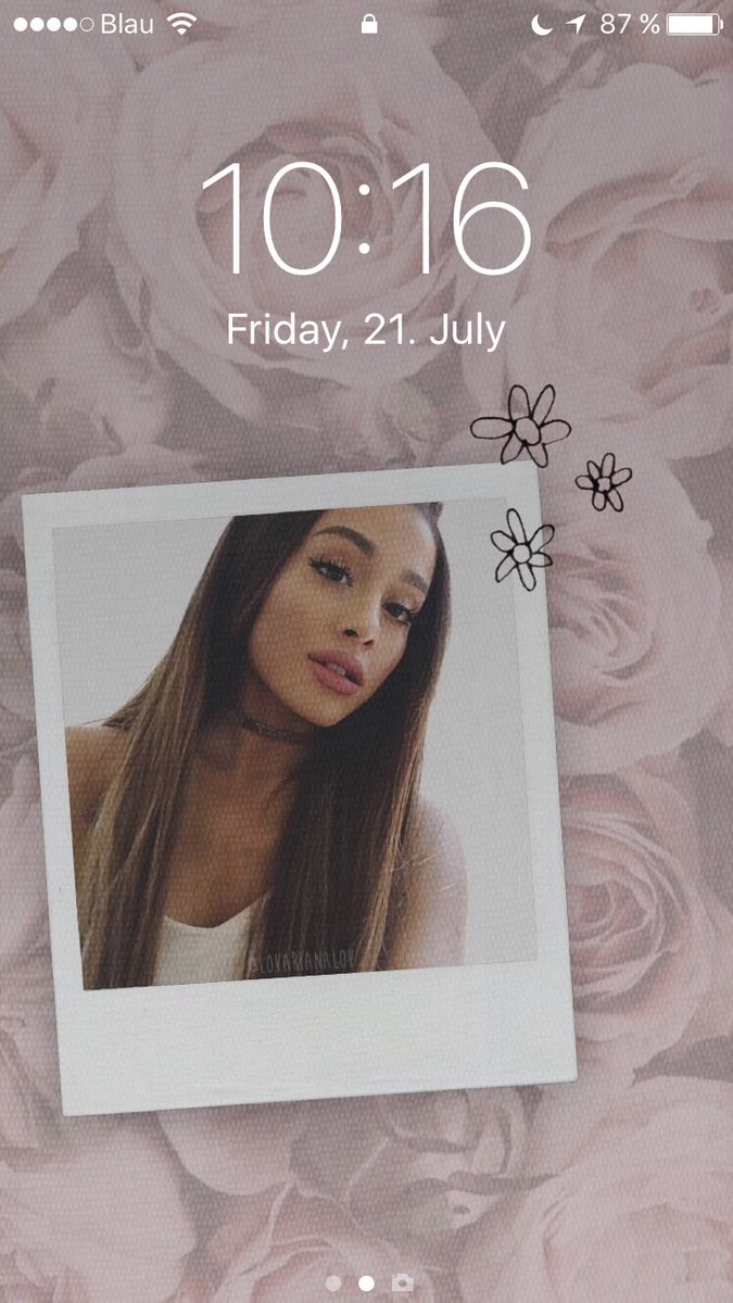 lovarianalov's tweet photo. Ariana Grande lockscreen pack 💗 rt or ask if you want it ✨ must be following 🤗 https://t.co/nySPAAuQly