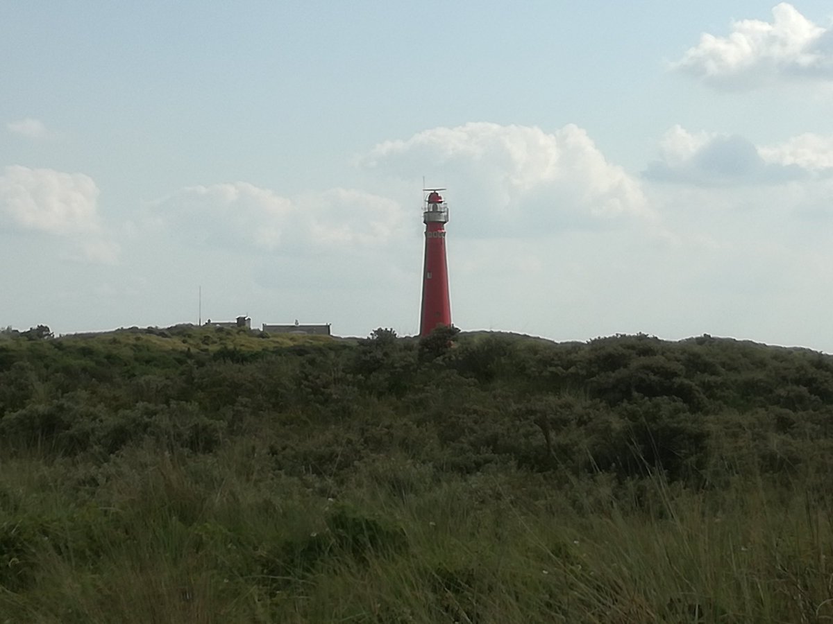 jfageelhoed's tweet photo. Weer terug op het Groninger vastenland na een dagje Schiermonnikoog. #rozig #moe maar #voldaan https://t.co/CY4LVhG5h1