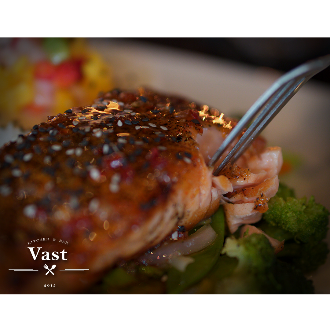 VastKitchen's tweet photo. What's for #dinner #tonight? Stop in #tonight for our #amazing #salmon #dish. #Vast #VastKitchen  - BRING A FRIEND https://t.co/ncbVKsMe44