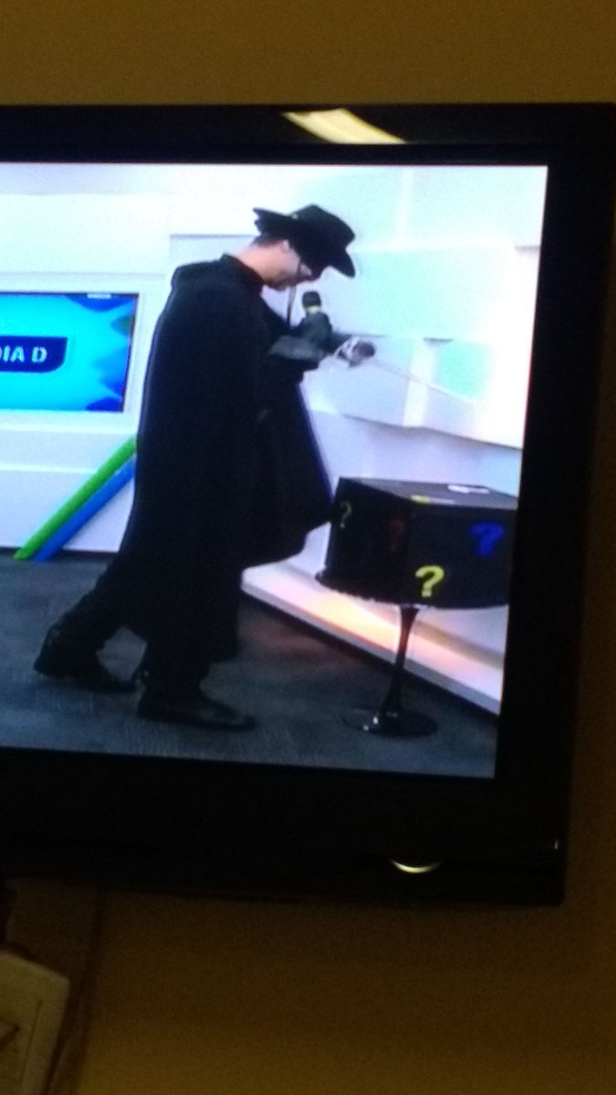 Willemes's tweet photo. Olha o zorro #diaDLFG https://t.co/JSBMJ8u7Lq