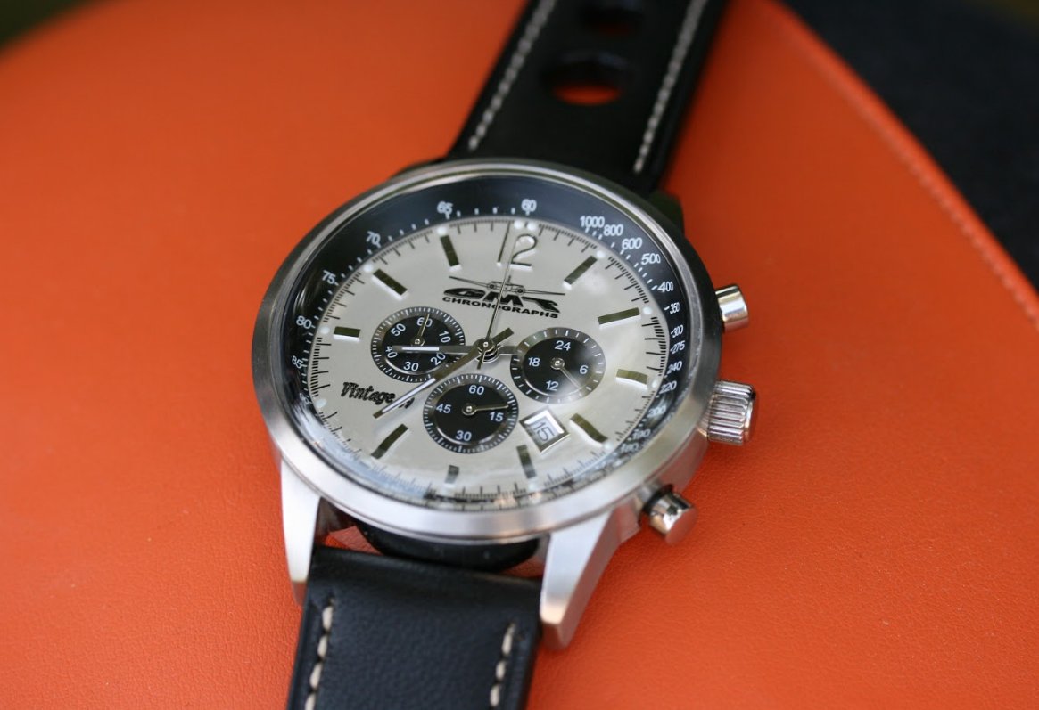 GMTCHRONOGRAPHS's tweet photo. Make a bold statement w/a classic piece like the #GMTVintage63 model: Frank. Will be released for a limited time via #Kickstarter https://t.co/TOUGhynLdK