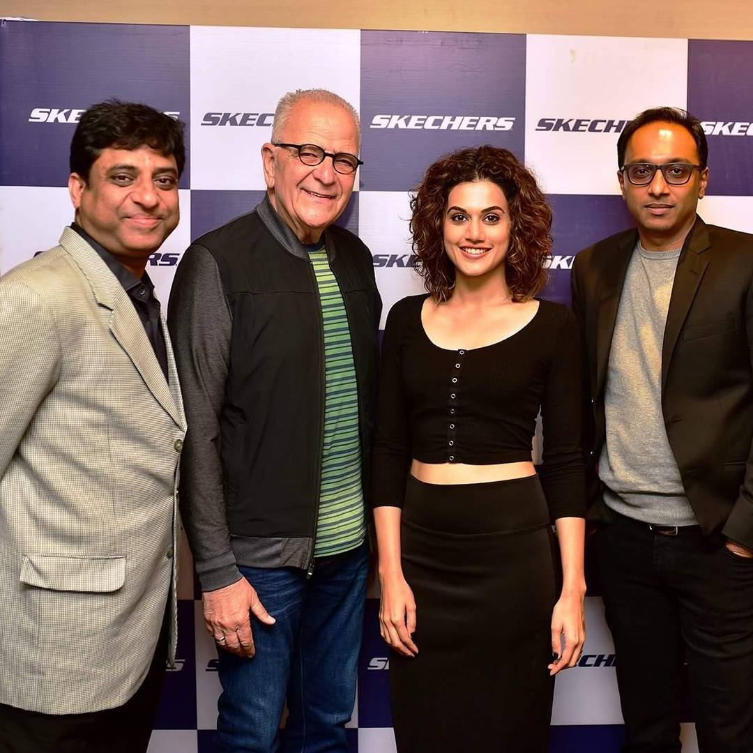 TaapseePFanClub's tweet photo. PICS @taapsee at Skechers 90th opening 😊 https://t.co/rna5PUCSID
