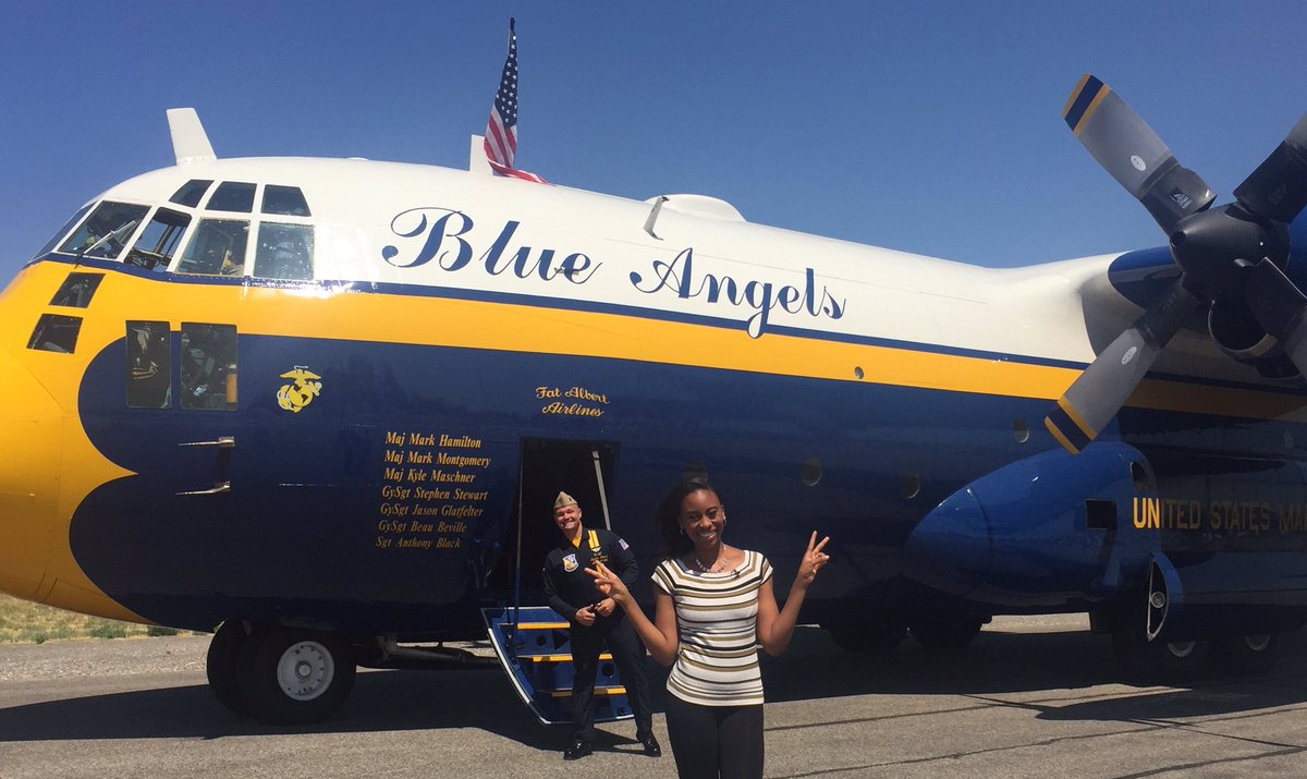 Best #BlueAngel photobomb