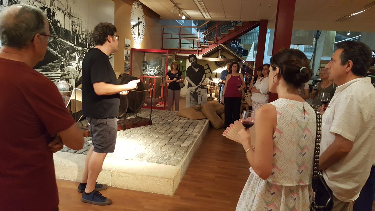 museuporttgna's tweet photo. #maridant #vins @cellersingulars amb #històries #portuàries @museuporttgna @AurigaSC #nitsd'estiu #Tarragona @DOTarragona @TGNturisme https://t.co/1Di8Whd5Ww