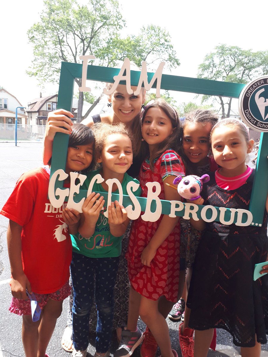 campwonderrocks's tweet photo. THAT'S A WRAP! What a great summer watching so many friends grow, learn, experience, and play! Until next year...! ✌ #2017SLPgecdsb https://t.co/AV0RZxaJQW