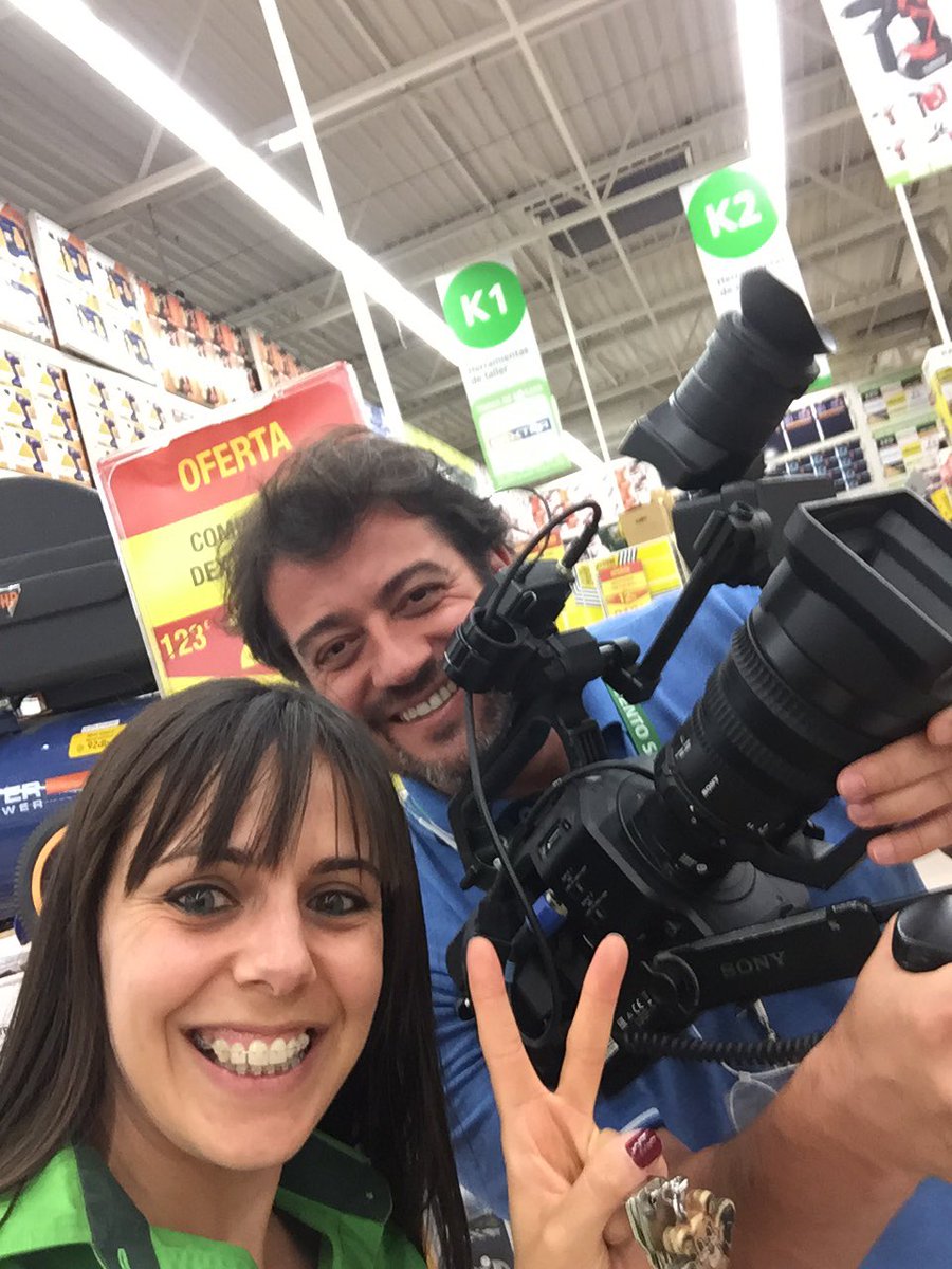 lorelyni's tweet photo. No te pierdas nuestros #talleresleroymerlin en directo en Facebook y YouTube en nuestro canal Leroy Merlin!!! https://t.co/VxWRihcYva
