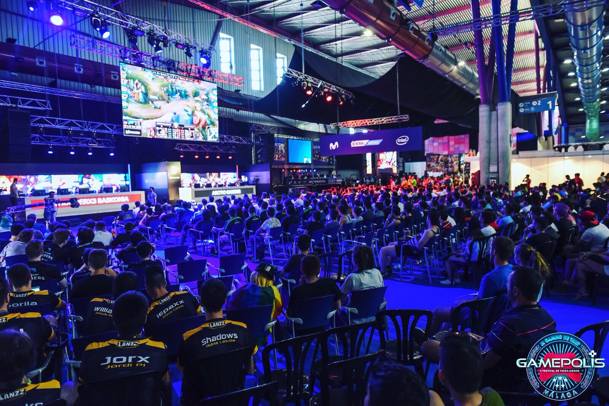 Gamepolis_org's tweet photo. ❤️ GRACIAS a las más de 10.000 personas que han asistido a nuestra 5ª edición este #Viernes

Mañana #Sábado #PlatoFuerte ¡No podéis faltar! https://t.co/tYOd8ZjvZr
