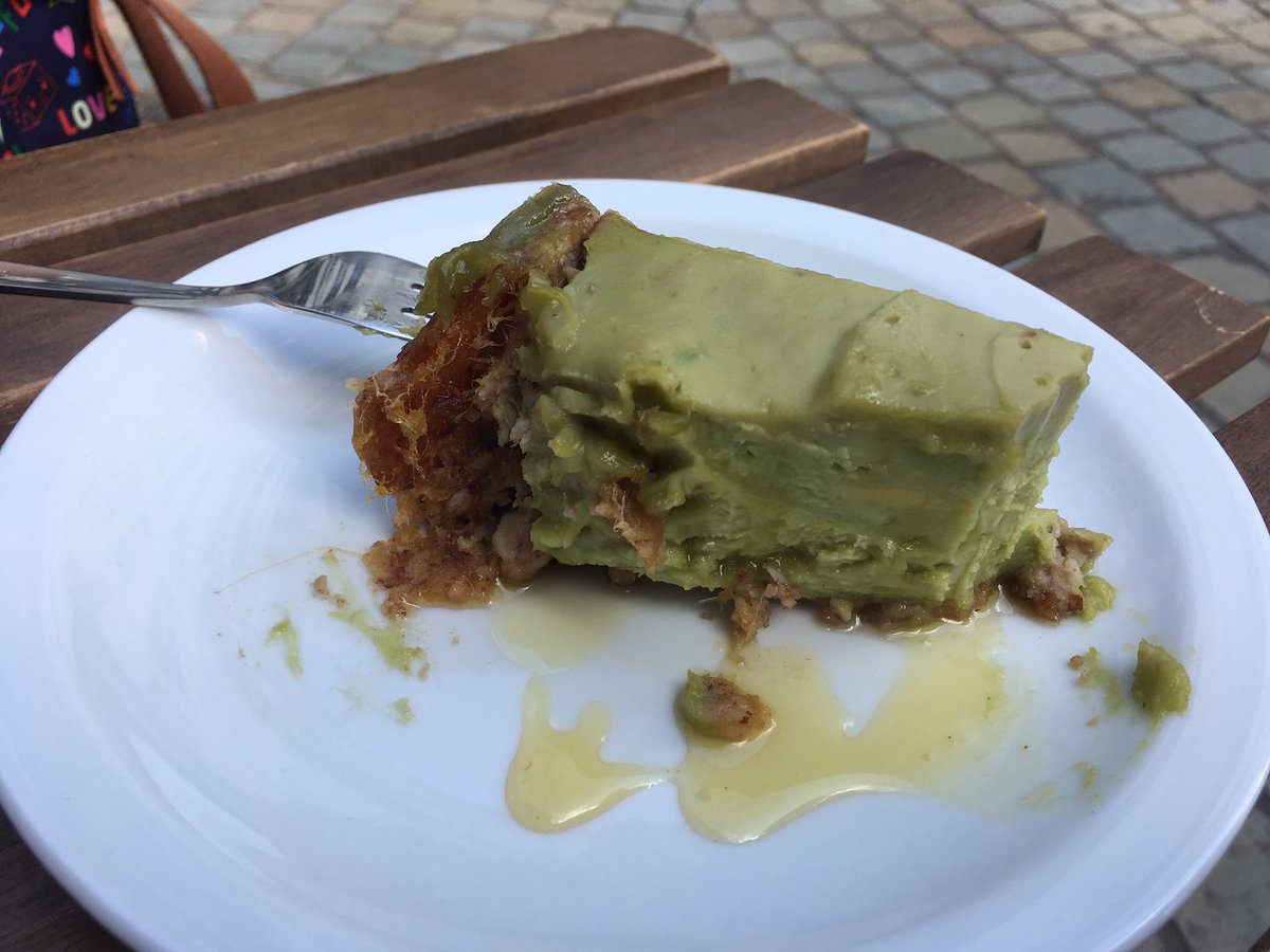 gregdsims's tweet image. Before &amp;amp; after stomaching what I could of this raw avocado pie in #Brussels Curious what @GordonRamsay would tell the chef.
