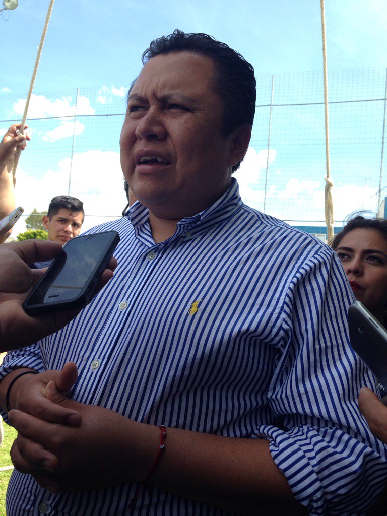 PilarTribuna's tweet photo. Gonzalo Juárez Méndez es reelecto secretario general del sindicato del Ayuntamiento de Puebla https://t.co/PyMevlfU6R