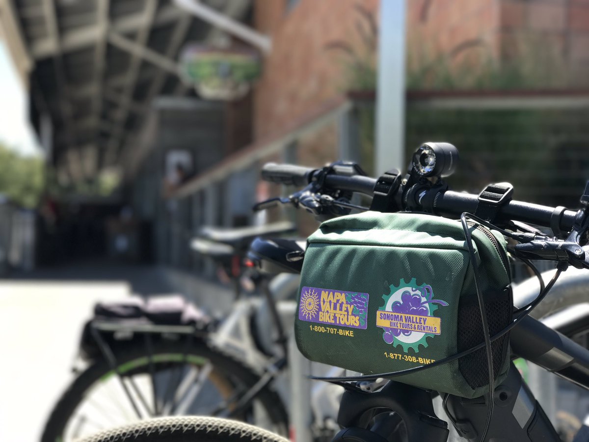 cookiesANDclogs's tweet photo. Exploring town via electric bikes! So relaxing! @willbikeforwine #willbikeforwine #MyRiverPointe #ResorTime #GrandPacificResorts AD https://t.co/oWWKwLmIo4