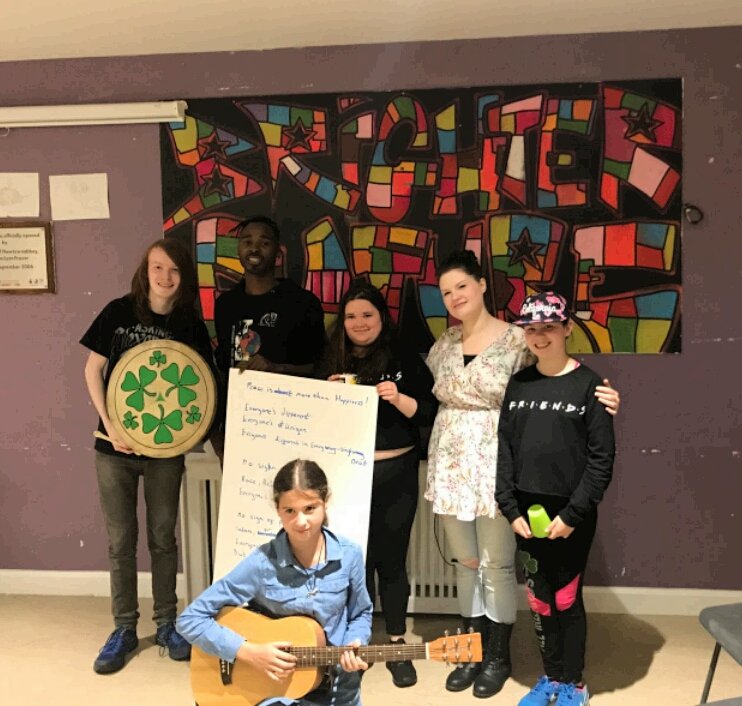 BeyondSkin's tweet photo. Whiteabbey Community Centre #Youth with Claire-Louise &amp; Raphael Frank. #ArtsDialogue workshop supported by @ANBorough &amp; @IbisBelfastCity https://t.co/0QcJO1wcAP