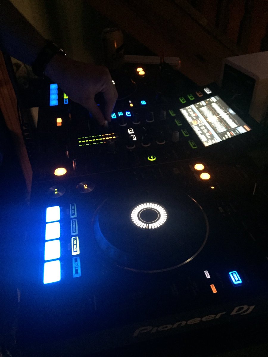 DjSamCon tweet picture