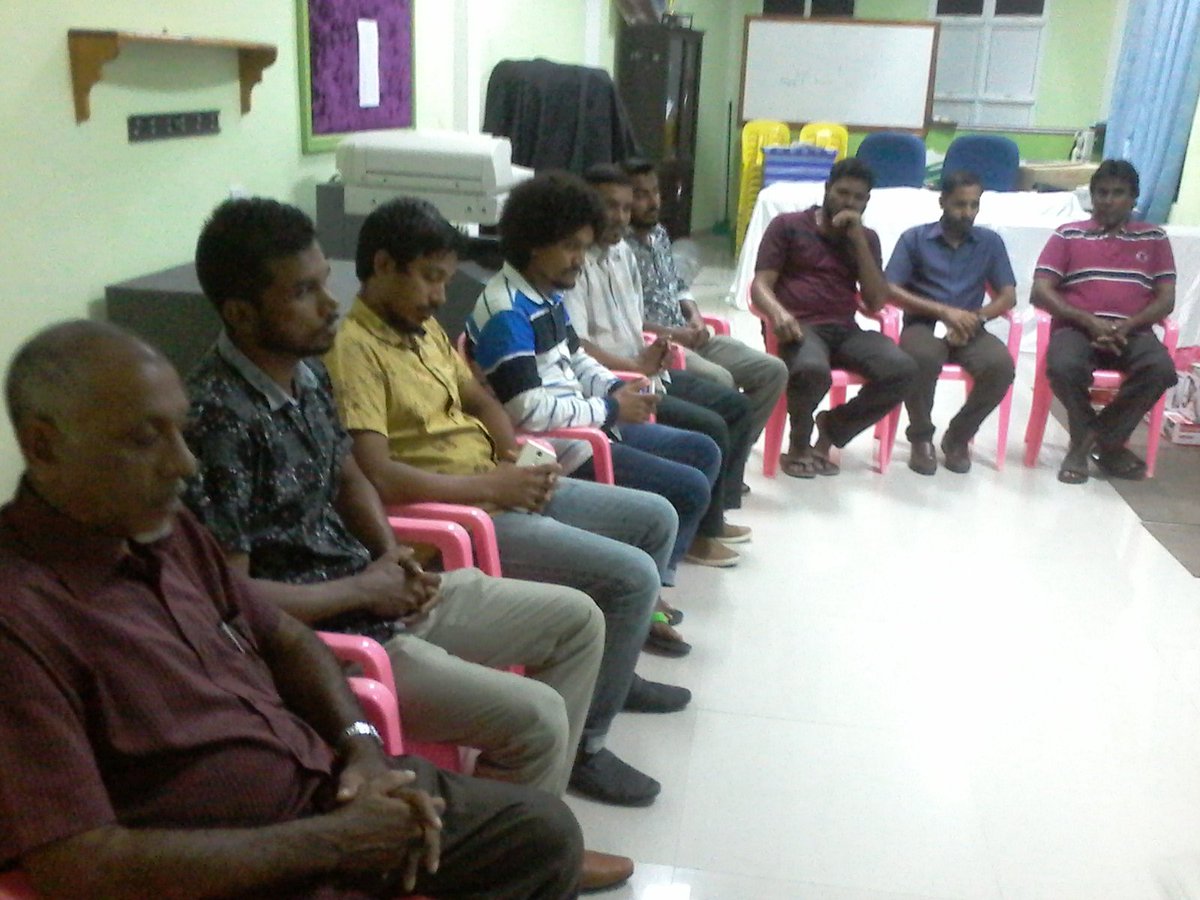 husenr_7's tweet photo. #HappsNow
Raa.Meedhoo ge #MJS aa  minister @Adamshareefz adhi #PPMTeam in badhalu kohllevvun.
#Vote4PPM https://t.co/hoCR9WmYig