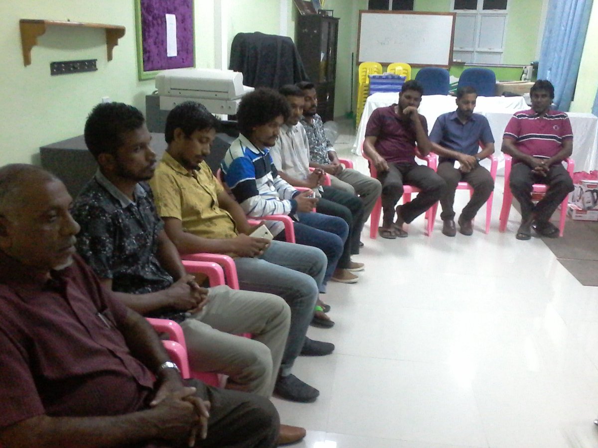 husenr_7's tweet photo. #HappsNow
Raa.Meedhoo ge #MJS aa  minister @Adamshareefz adhi #PPMTeam in badhalu kohllevvun.
#Vote4PPM https://t.co/hoCR9WmYig