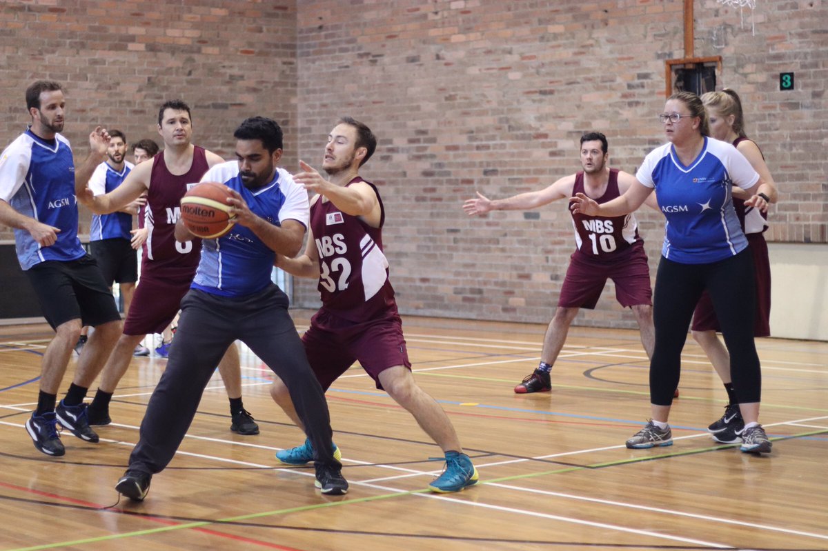 mbssrc's tweet photo. 12-03 @MelbBSchool leading Basketball 🏀 this morning!! #MBACup2017 https://t.co/ahOdZ747Bu