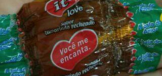 meninasoltahh's tweet photo. @corona_ursula   impossível não lembrar de você  com o : "Você canta e me encanta " . E hoje dedico a  vc através da embalagem Icekiss... https://t.co/90bgiRvAAc