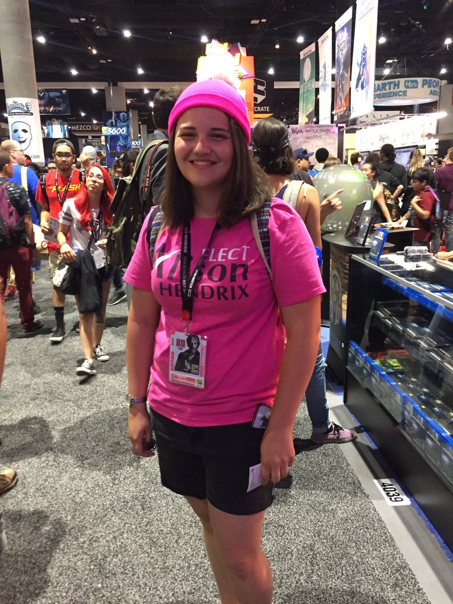 OrphanBlack's tweet photo. Vote for Alison! At #SDCC 😎 
#OrphanBlack https://t.co/qRxXDtSsZG