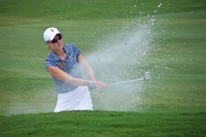 TGAWomensGolf's tweet photo. .@OSUcowgirlgolf sr @maddiekmccrary wins the 96th #WTGAStateAm 2 and 1 over @UHCougarWGolf sr @andersen_allie: https://t.co/8UkgBVxWSh https://t.co/xDgn0nMjNi