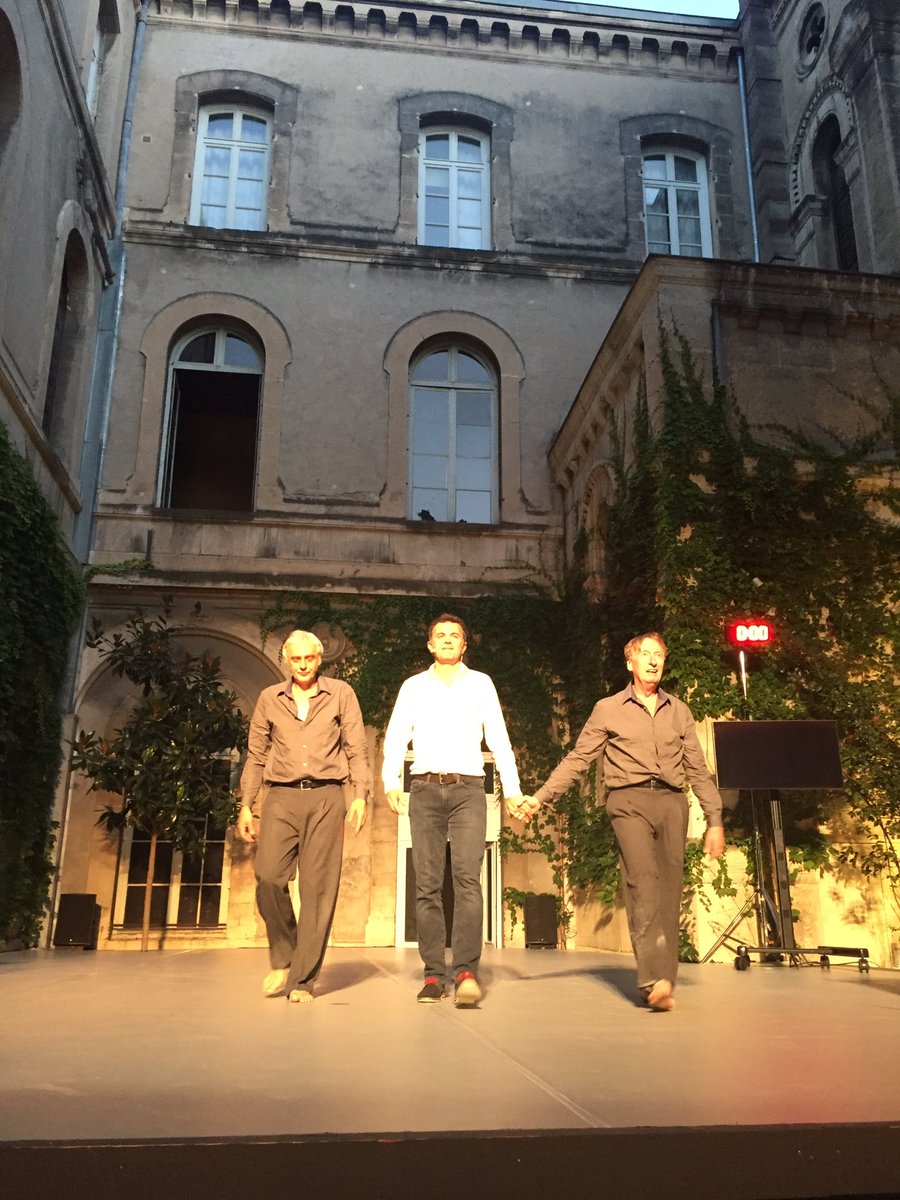 florenceminder's tweet photo. #FDA17 Instant de grâce aux 20ans des vifs ... MERCI @fredericferrer2, @SACDParis 
#NadjMercy #ResterAVifLePlusLongtemps #PhotoJoséAlfarobba https://t.co/RBwVUlBKEl